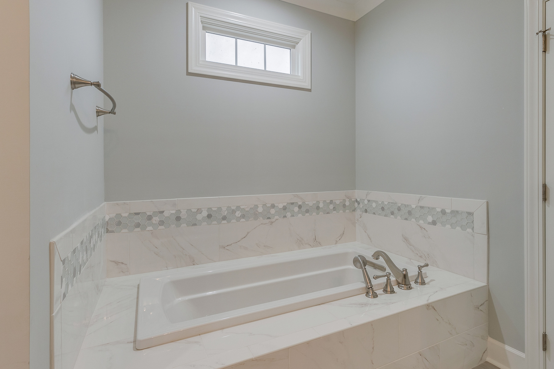 trumark construction custom home cox hollow master tub